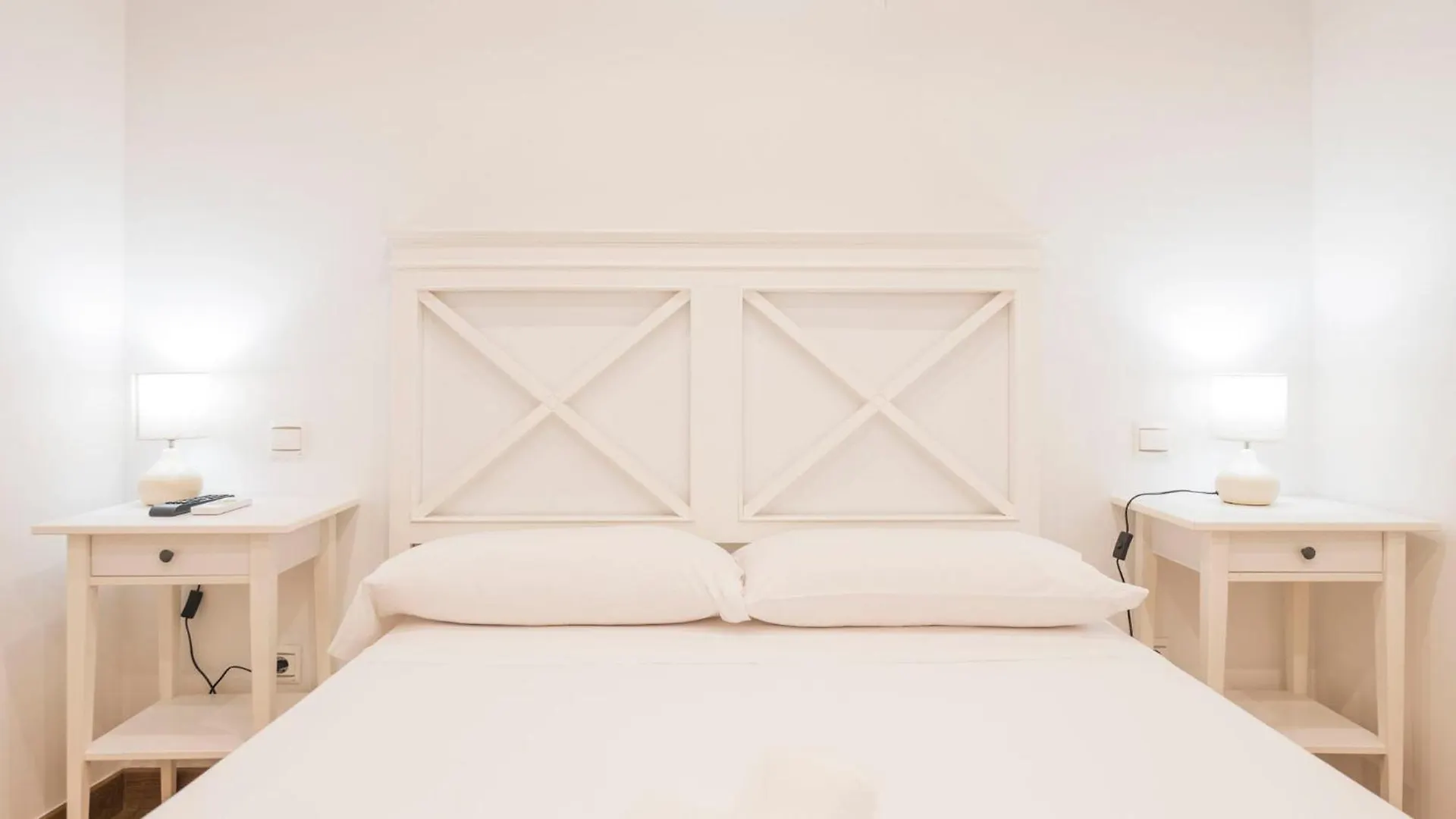 La Corrala De Pozo Amargo - Apartamentos Aloha Toledo Spain