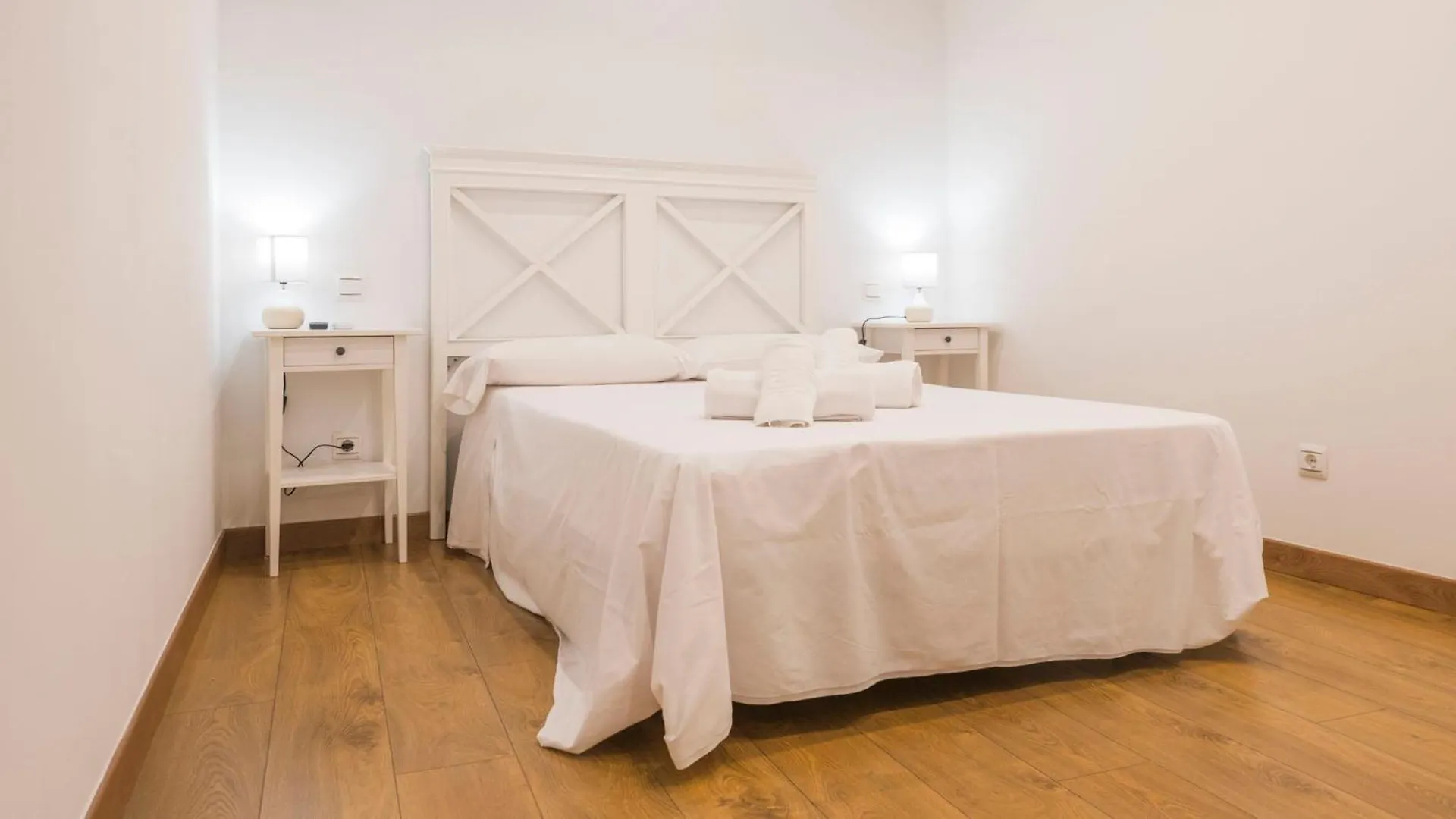 La Corrala De Pozo Amargo - Apartamentos Aloha Toledo Spain